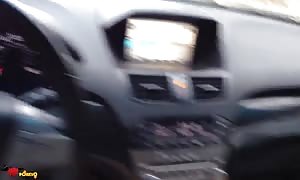 classy
 stripped gf is performing a head in the car